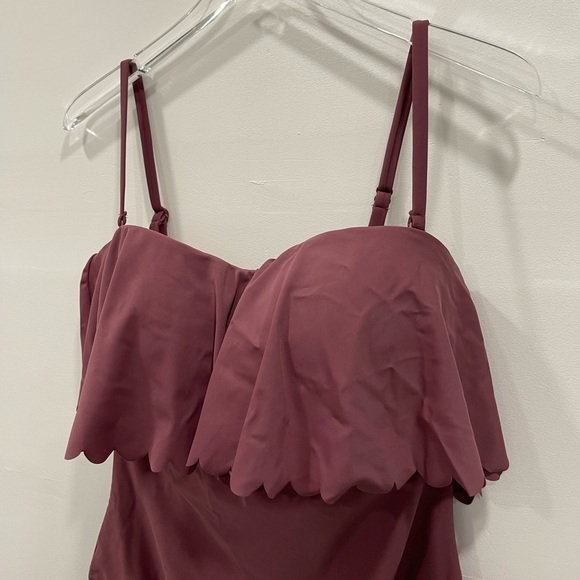 Kona Sol Scalloped Flounce Medium Coverage One Piece Swimsuit Mulberry Modest L - Picture 4 of 8